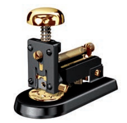 Степлер настольный M-1 LN GOLD 23kt & BLACK