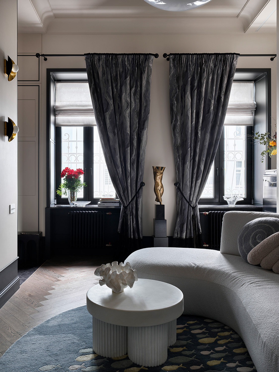 Квартира с атмосферой истории и искусства на Большой Никитской 31. Проект Ольги Айсиной