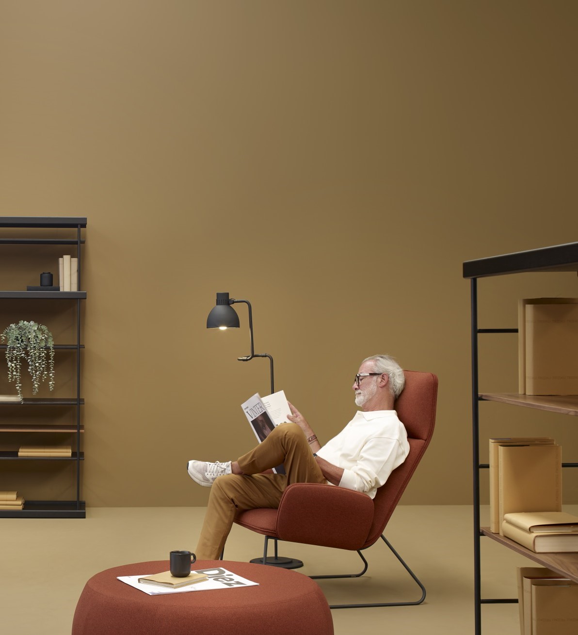 Торшер Blux System F30 черный