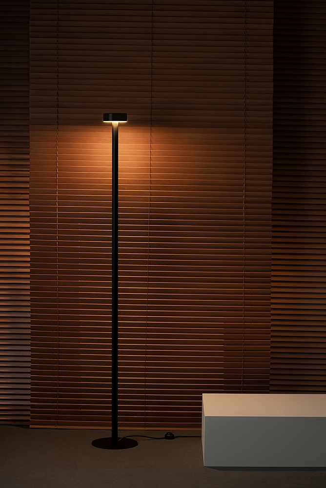 Торшер Peak Lane 132