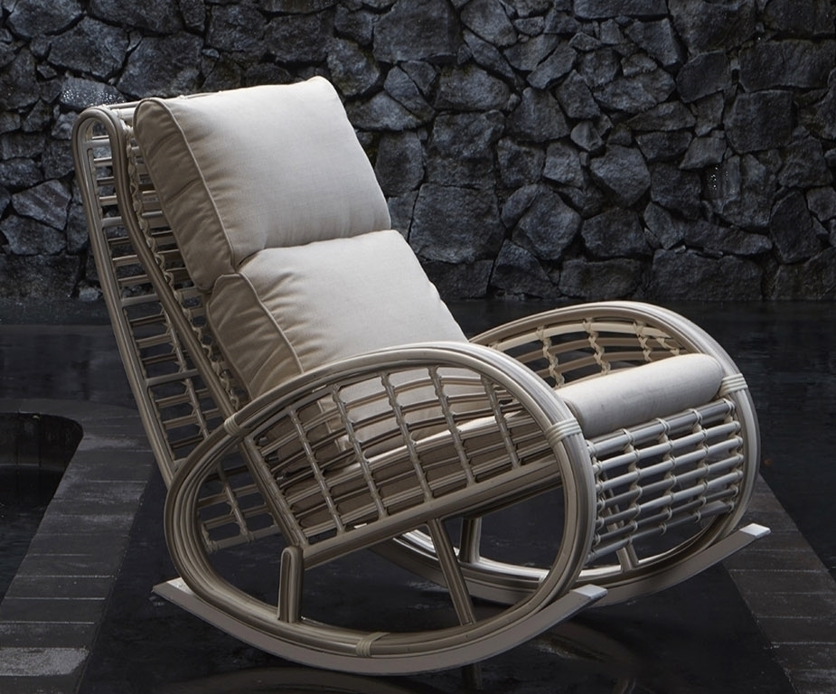 Кресло-качалка Taurus WHITE