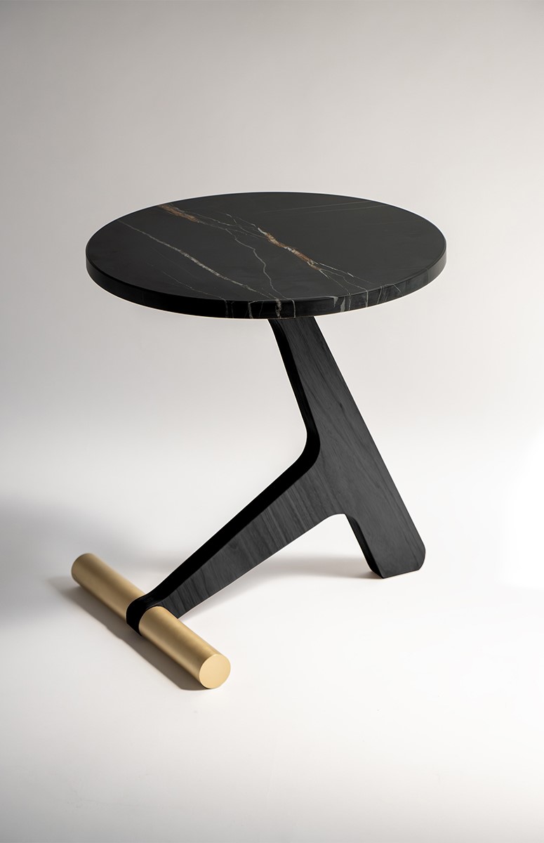 Столик Puntero черный ясень - латунный