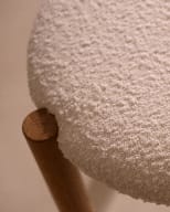 Nebai Стул из белой ткани букле и массива дуба с натуральной отделкой