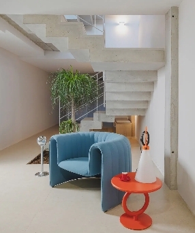 Кресло Remnant отделка 132 ткань 3894