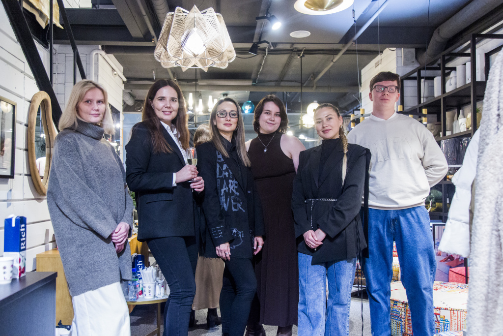 B53B9749.jpg B53B9749.jpg