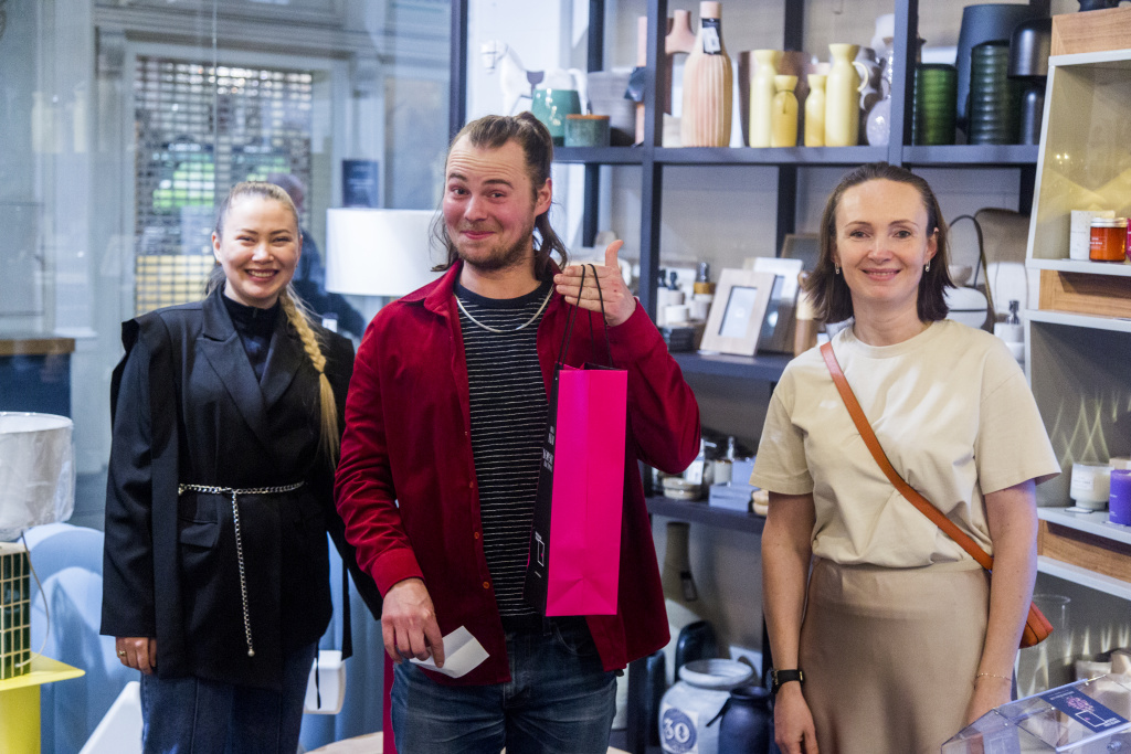 B53B9710.jpg B53B9710.jpg