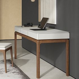 Письменный стол CALPE матовый лак RAL9002, шпон ореха