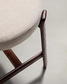 Полубарный стул Granite из бежевого шенилла и ясеня с отделкой орех 65 см