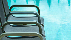 Обеденное кресло Stack Club