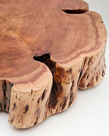 Журнальный столик Tavine из массива акации с выбеленной отделкой, с колесами Ø85 см