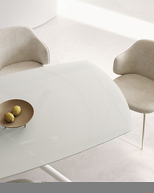 Vashti Раздвижной стол из стекла и МДФ со стальными ножками белого цвета 130(190) x 100 см