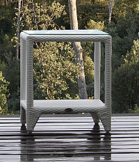 Приставной столик Malta SUPER WHITE накладное стекло