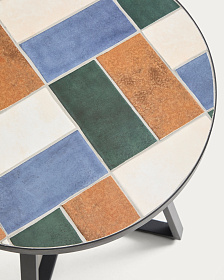 Уличный столик Tella из зеленой стали с разноцветной плиткой 45 см