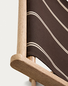 Складное уличное кресло Vilara коричнево-бежевое с каркасом из акации