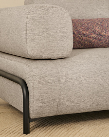 2-местный диван Compo серо-бежевого цвета с чёрным металлическим каркасом, 200 см