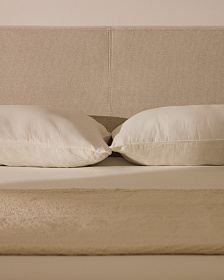 Изголовье Blok цвета экрю со съемным чехлом для кровати шириной до 160 см