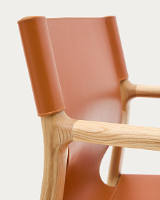 Стул Jan из переработанной кожи светло-коричневого цвета и ясеня в натуральном цвете