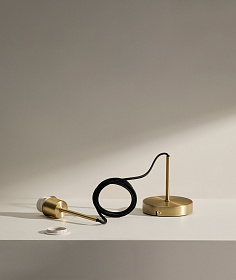 Крепление для металлического потолочного светильника Fulvia с золотой отделкой