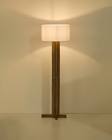 Торшер Niani из каучукового дерева с натуральной отделкой