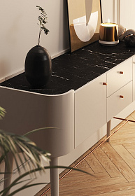 Консоль Naica