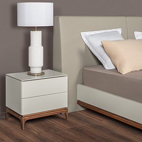 Кровать CALPE для матраса 160*200 отделка шпон ореха, экокожа PU78, светло-серый матовый лак RAL9002