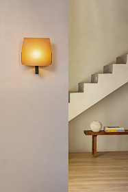 Настенный светильник Luang черного/CAMEL цвета