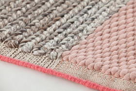 Ковер Mangas Space Plait розовый 160х160