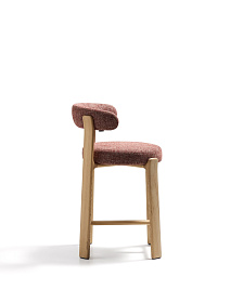 Полубарный стул Granite из терракотовой синели и ясеня с натуральной отделкой 65 см