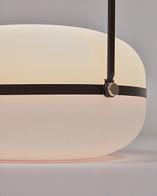 Переносная настольная лампа Tea из полиэтилена и металла с черной отделкой