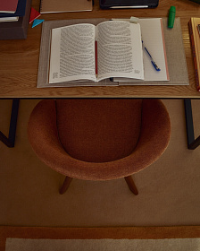 Marvin Поворотный стул из коричневой синели с ножками из ясеня