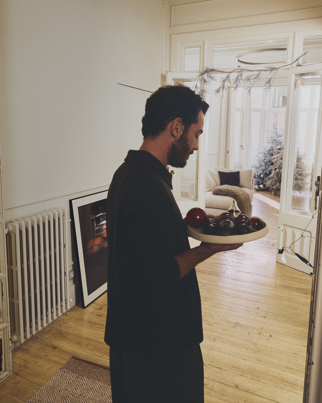 Кухонный поднос Mireni из папье-маше бежевого цвета Ø 29 см