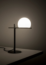 Лампа настольная Circ M-3728