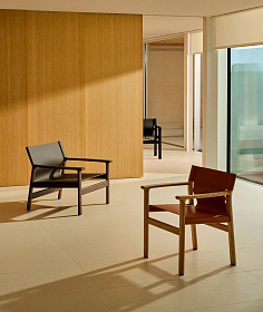 Стул Jan из переработанной кожи светло-коричневого цвета и ясеня в натуральном цвете