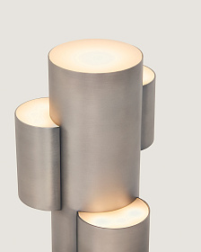 Переносная настольная лампа Adrina из светло-серого металла