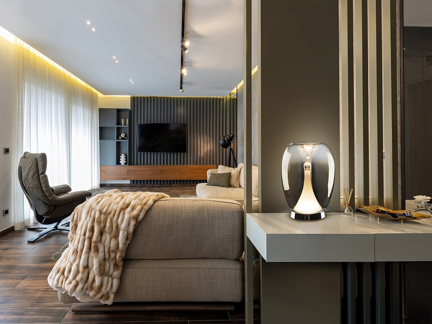 Suspiro Настольная лампа хром/дымчатый