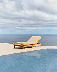 Шезлонг Galea из тикового дерева и синтетического ротанга