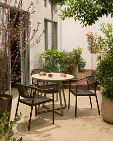 Уличный стол Tella из бежевой стали с бежевой плиткой 90 см