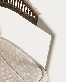 Уличный стул Alimia из алюминия цвета экрю с бежевой веревкой