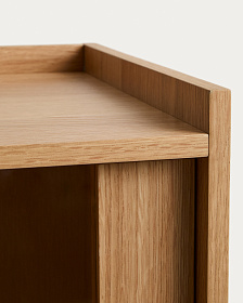 Витрина Onix из дубового шпона в натуральной отделке