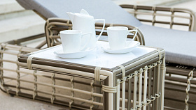 Стол для лежака Villa NATURAL RATTAN