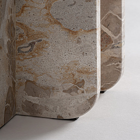 Приставной столик SWALMEN