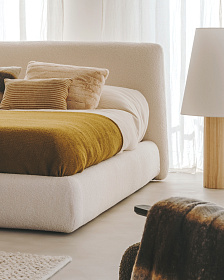 Кровать Martina со съемным бежевым чехлом из ткани букле под матрас 180 х 200 см