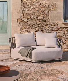 Изогнутый модуль уличного дивана Osani из алюминия экрю и веревки цвета таупе 167 см