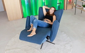 Кресло с реклайнером Simone