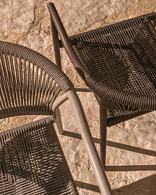 Уличный стул Livadia из коричневого алюминия и веревки