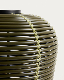 Уличный светильник Garoina солнечных батареях из искусственного ротанга цвета таупе, 35 см