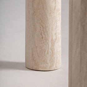 Обеденный стол Thiennes из травертина овальный