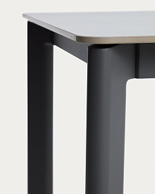 Уличный стол Anafi с графитовой столешницей из спеченного камня, 140 x 80 см