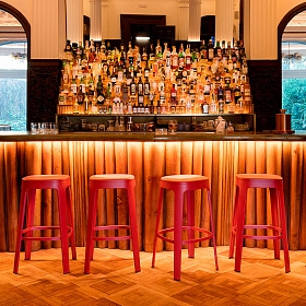 Барный стул Ombra со спинкой 75cm