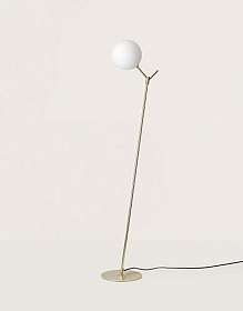 Торшер Atom латунь/опаловое стекло